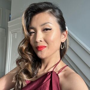 Meet your Posher, Yejee